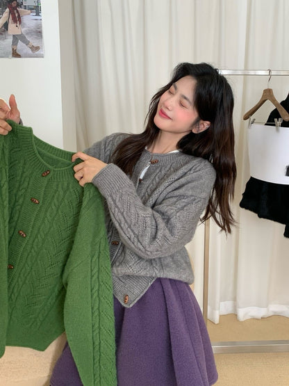 // 復古軟糯牛角鈕麻花CD