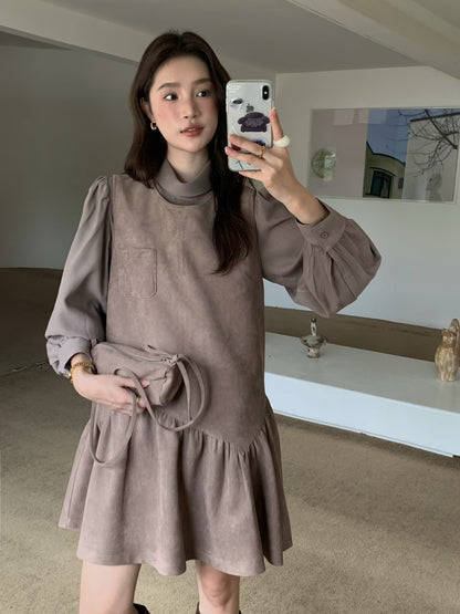 // 壓褶翻領silky BL+麂皮絨荷葉腳背心OPS套裝(連袋仔)