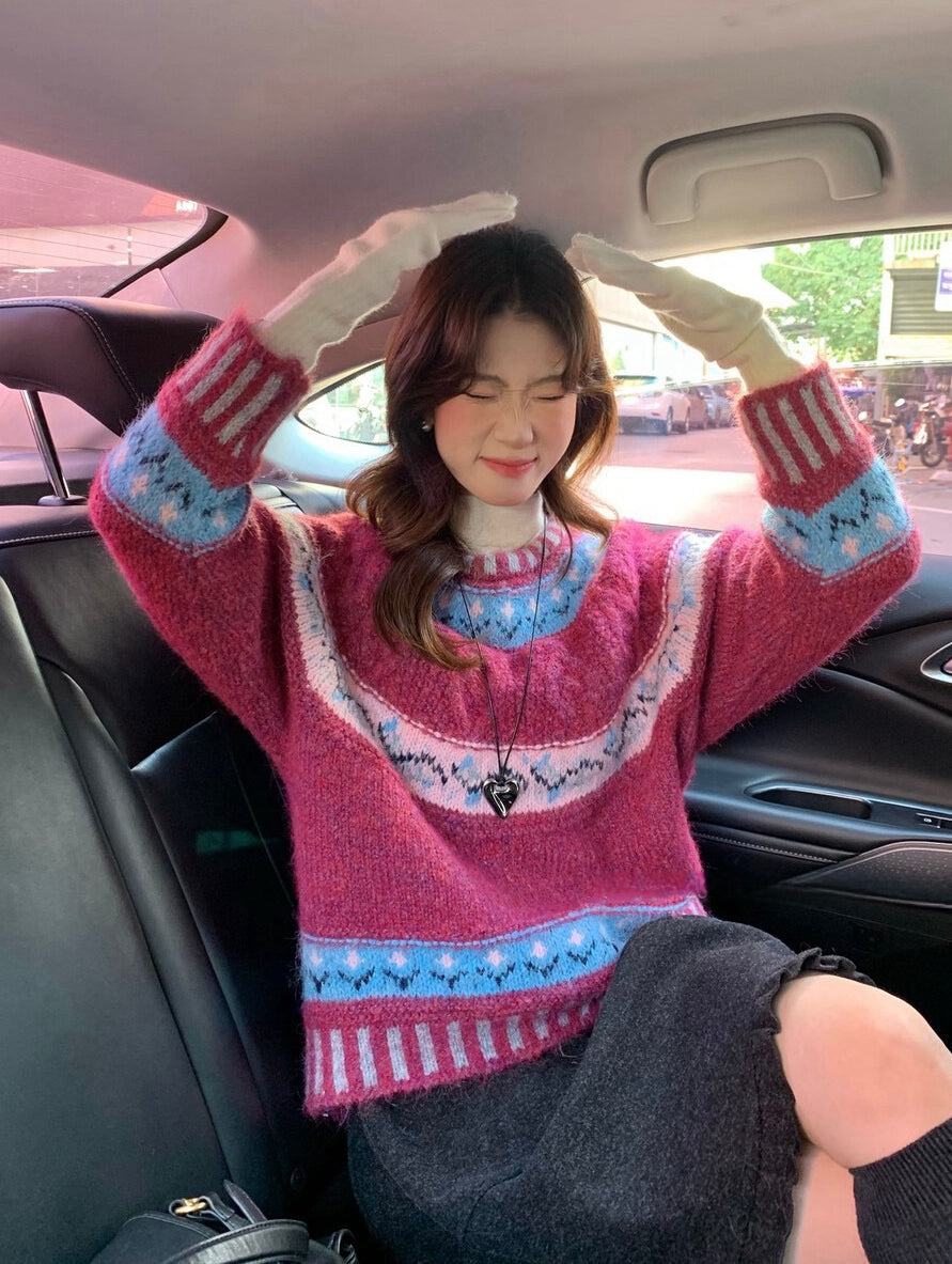 // 顏色超美的軟糯花紋毛衣