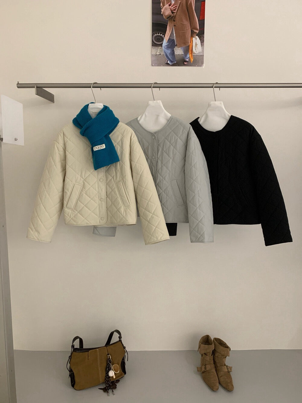 // 簡約菱格薄夾棉圓領外套