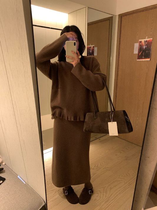 // 木耳邊衣擺NT+直筒裙套裝