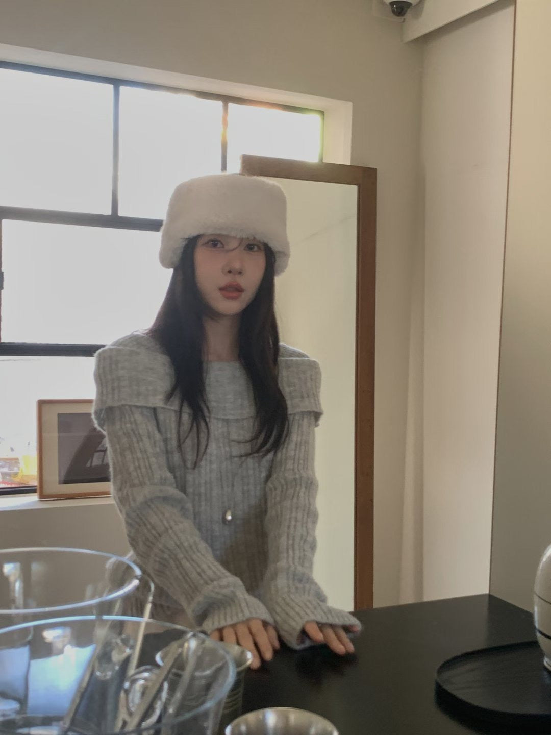 // 可前後兩穿一字領直織紋排扣NT