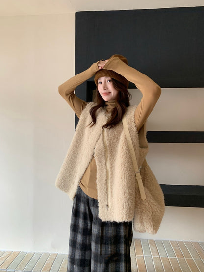 // 性價比極高皮毛一體毛茸馬甲外套(連斜肩袋)