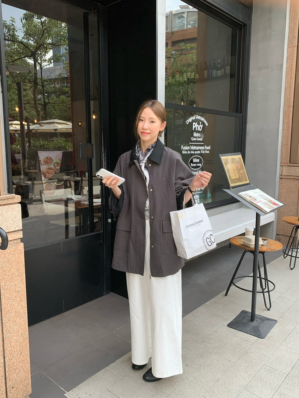 // 經典款撞色領口中長款trench coat