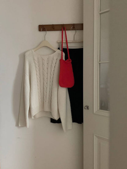 // 15%羊毛扭紋麻花寬鬆款毛衣