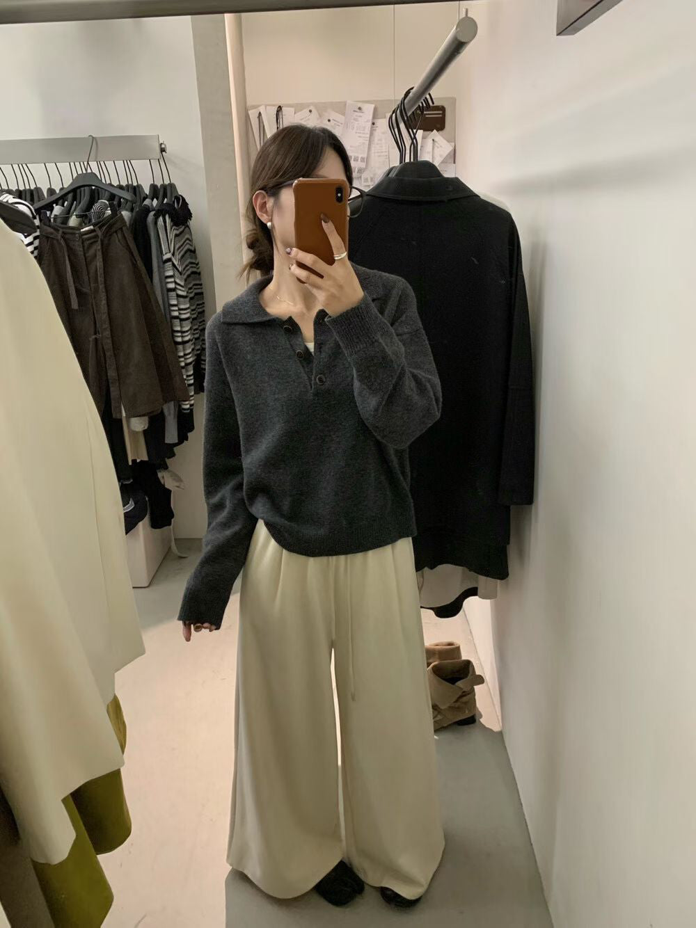 // 30%wool鈕扣直坑紋翻領毛衣