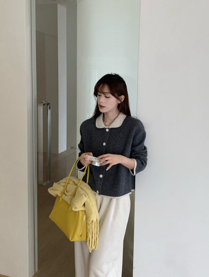 // 10%綿羊毛撞色復古圓翻領CD