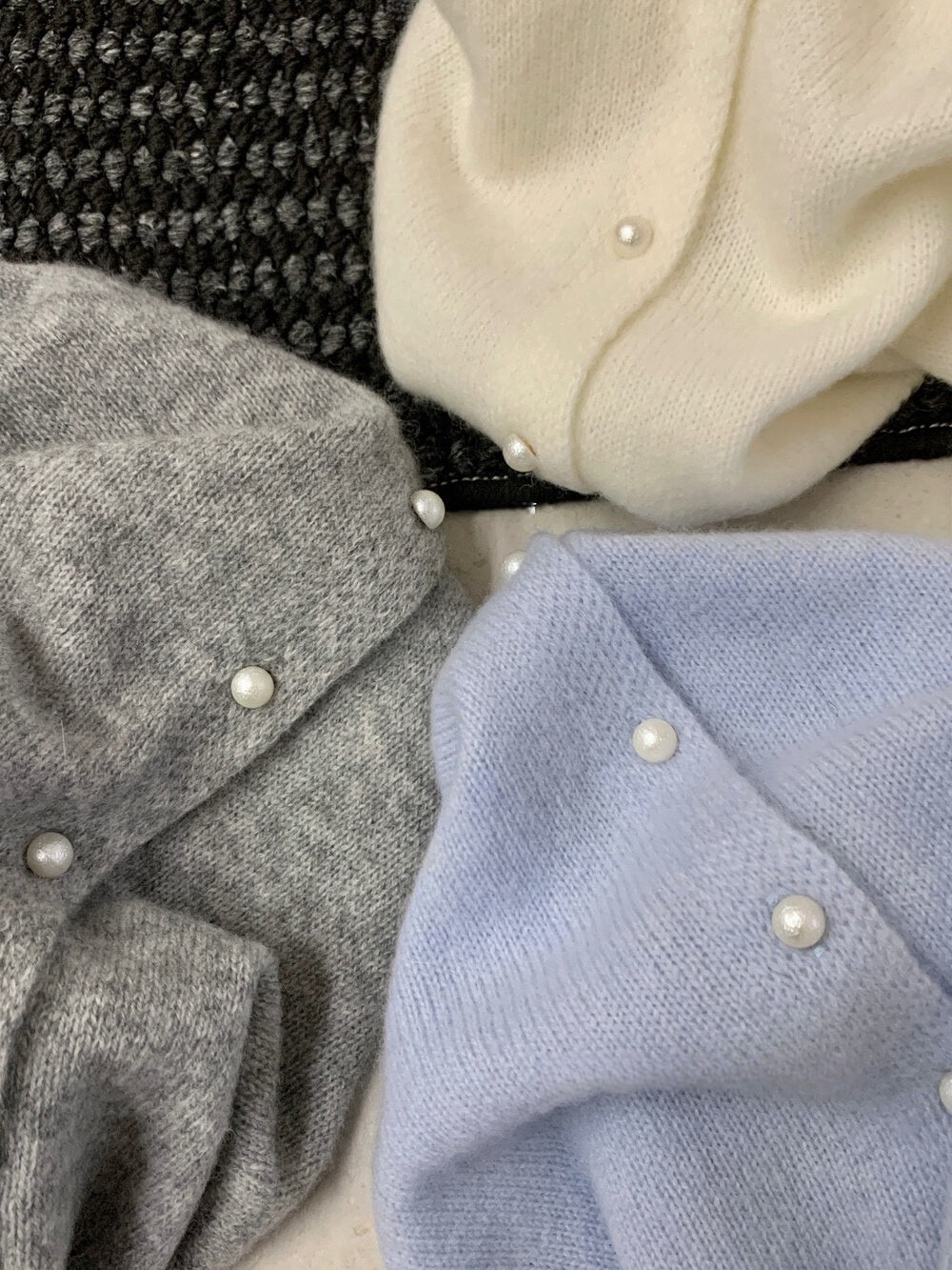 // 100%羊毛縫線蝴蝶結領口開胸NT