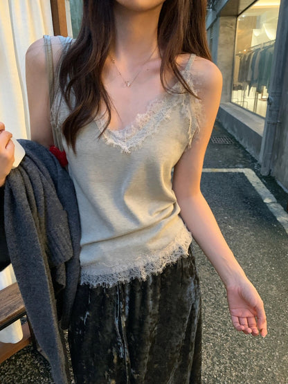 B174 / 柔軟lace邊V領小吊帶