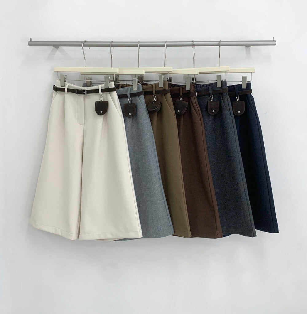 // 帥氣八分毛呢料加絨褲(連小腰包+腰帶)