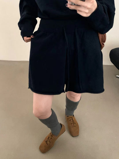 // 慵懶感毛衣+短褲套裝