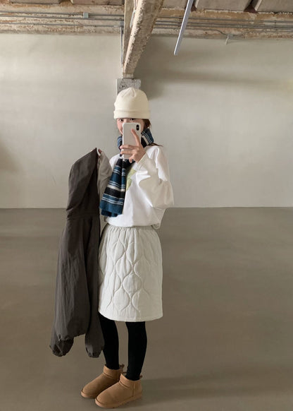 // 大熱菱格夾棉A字短裙