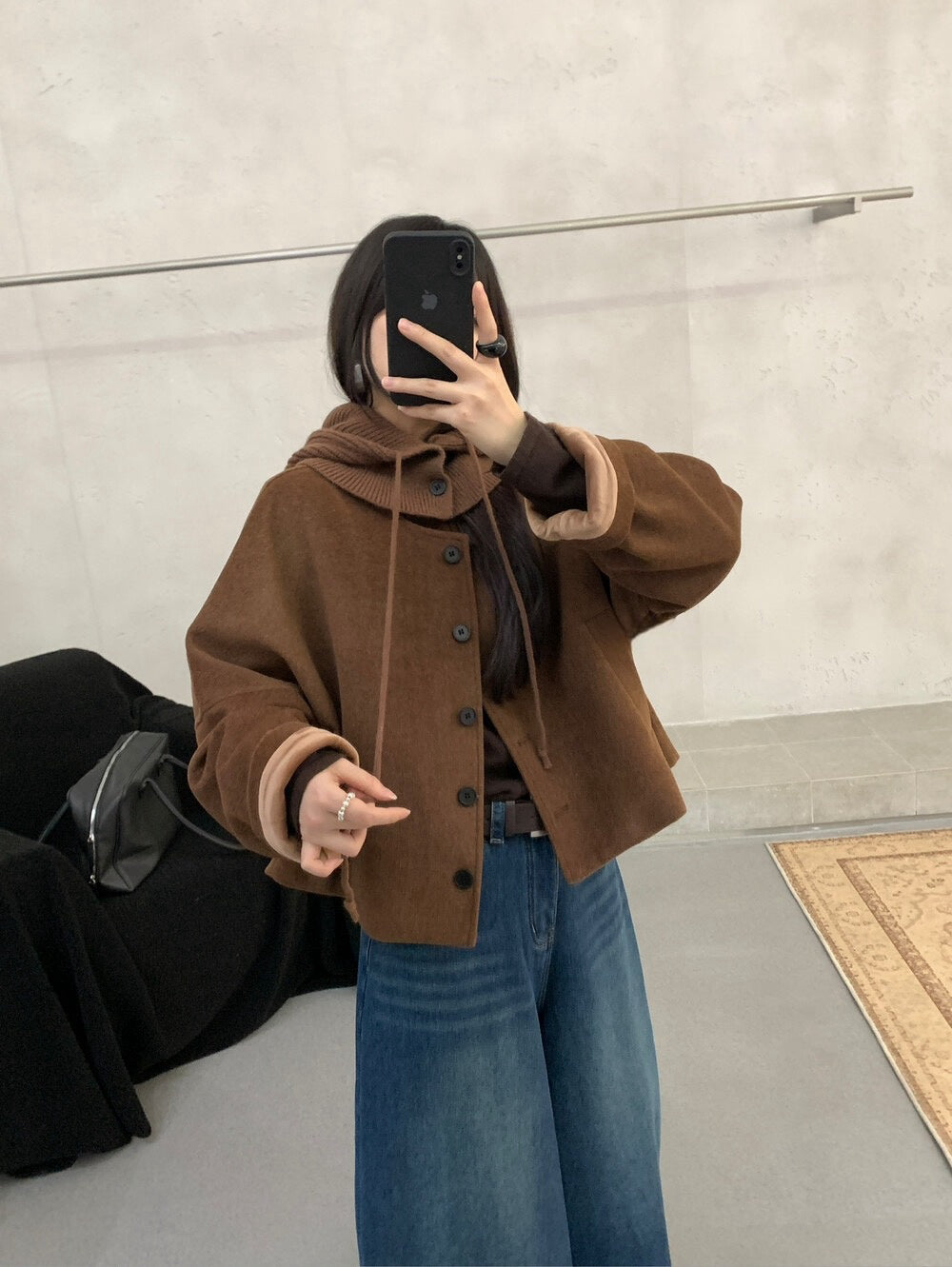 // 可拆針織帽短款圓領毛呢外套