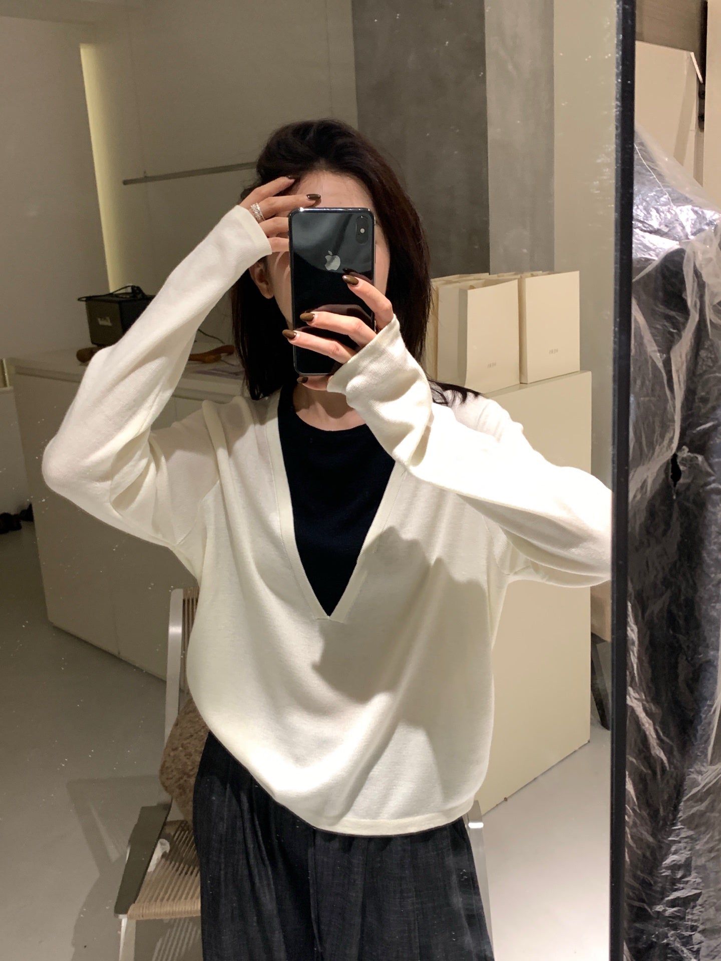 // 深V領假兩件針織上衣