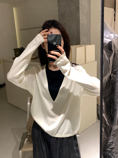 // 深V領假兩件針織上衣