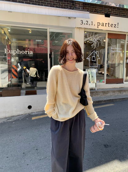 // 超美色系慵懶落肩針織上衣