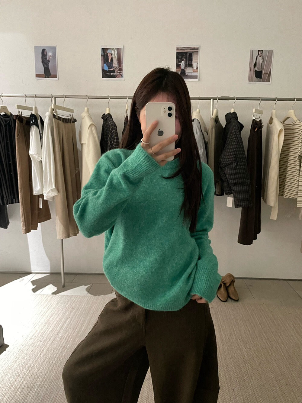 // 軟糯感糖果色系圓領毛衣