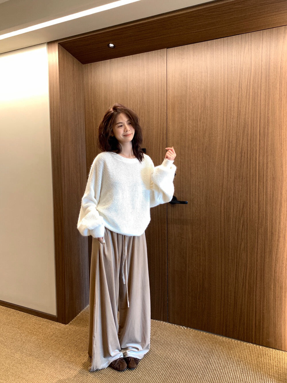 // 氣質絲絨休閒全長褲