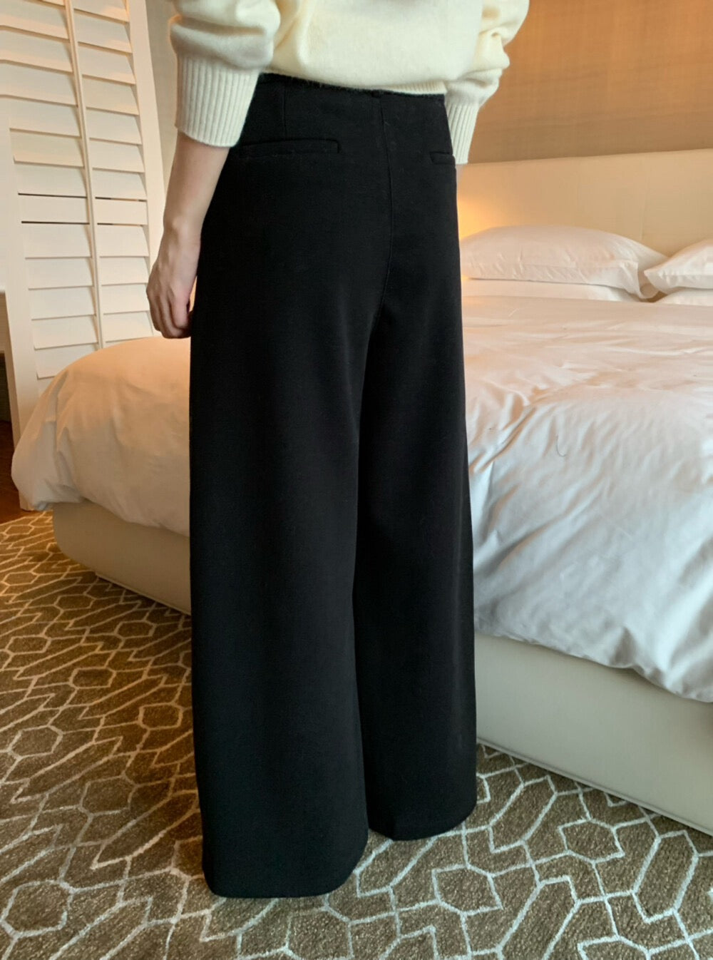 // 褲型超美的簡約加絨毛呢褲