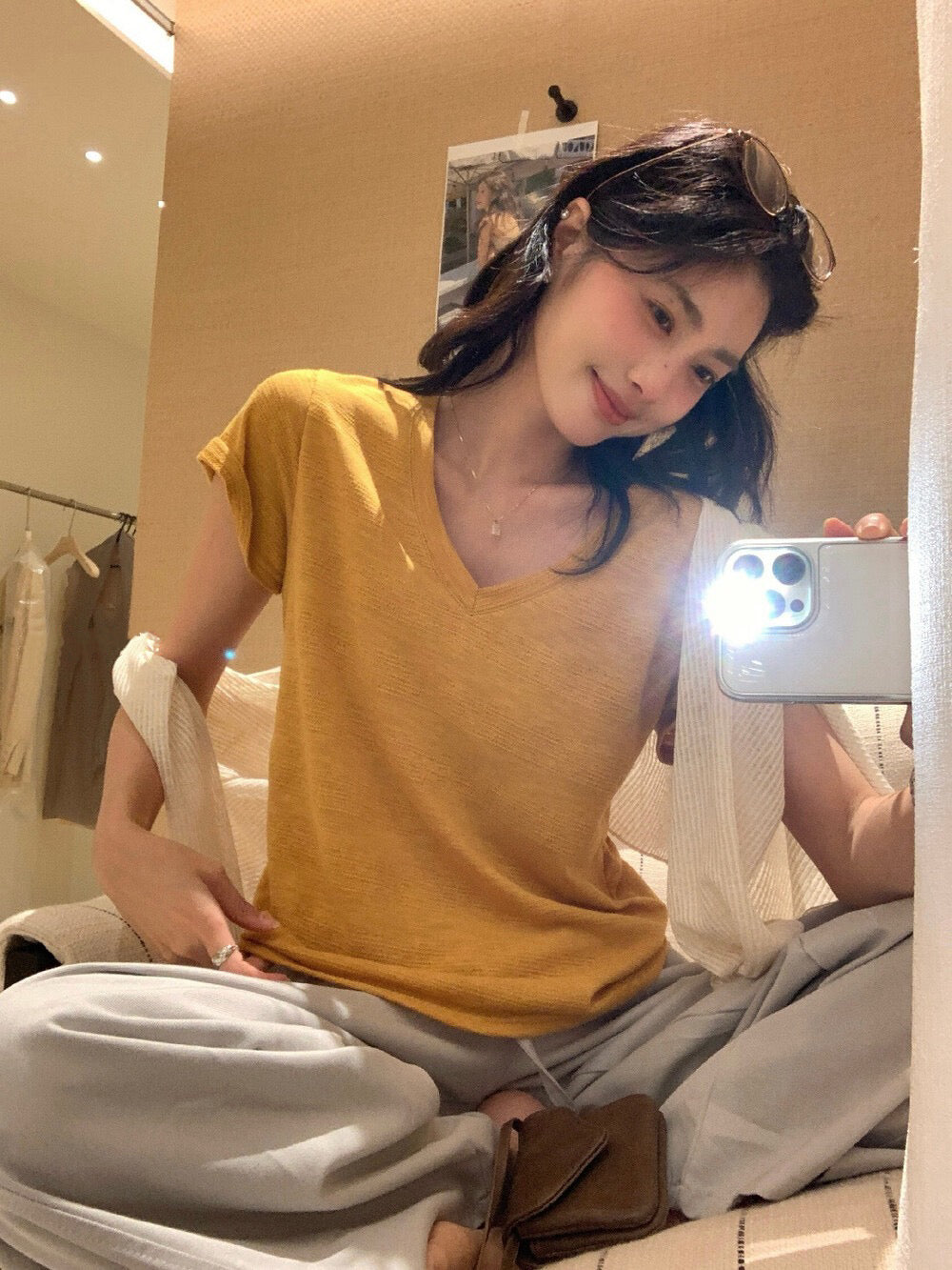 // v領肌理感短袖TEE