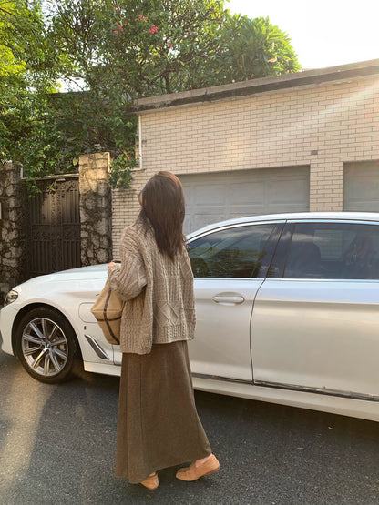 // 復古慵懶麻花紋翻領CD