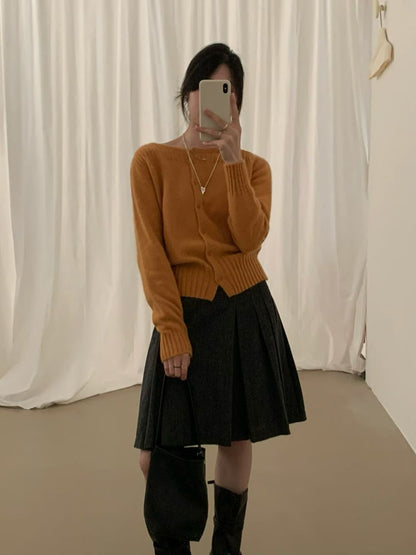 // 粗織紋邊特別領口CD