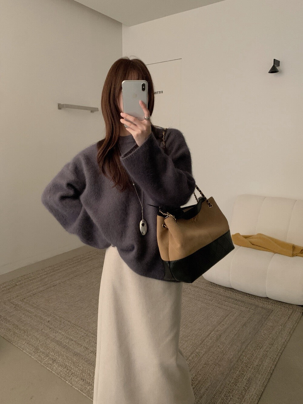 // 色系超美30%兔毛毛茸感軟糯親膚圓領毛衣