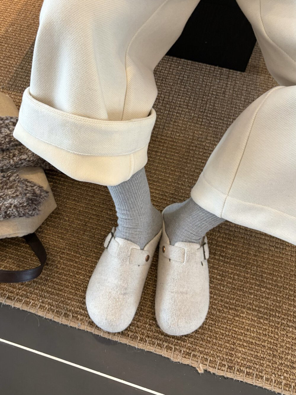 // 小口袋裝飾加絨直腳混羊毛呢褲(連腰帶)