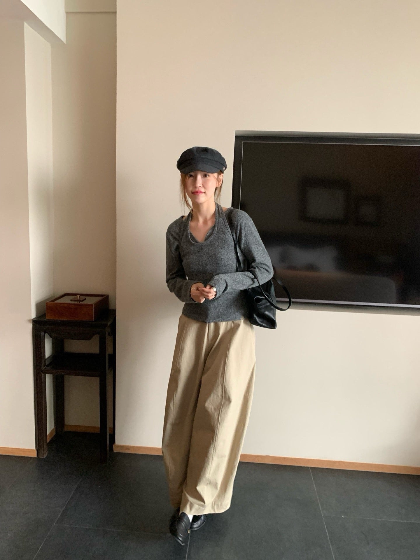 // 超韓疊穿掛頸背心+V領外套兩件套