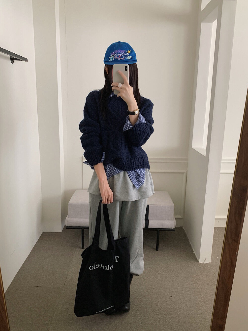 // 麻花邊領口菱格patterns毛衣