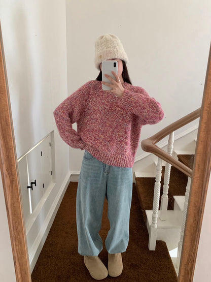 // 一眼看中的彩線圓領毛衣