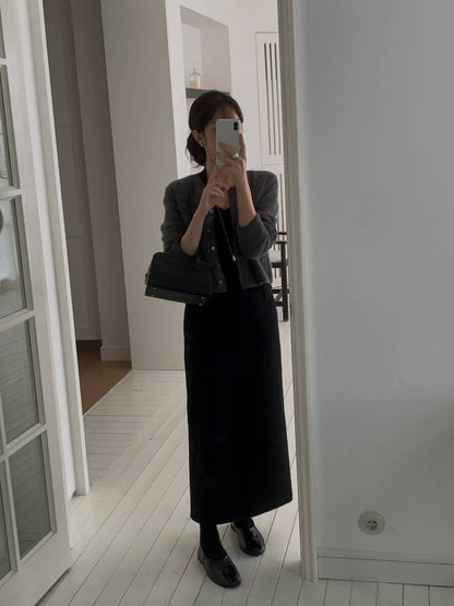 // 極顯瘦簡約直筒毛呢裙