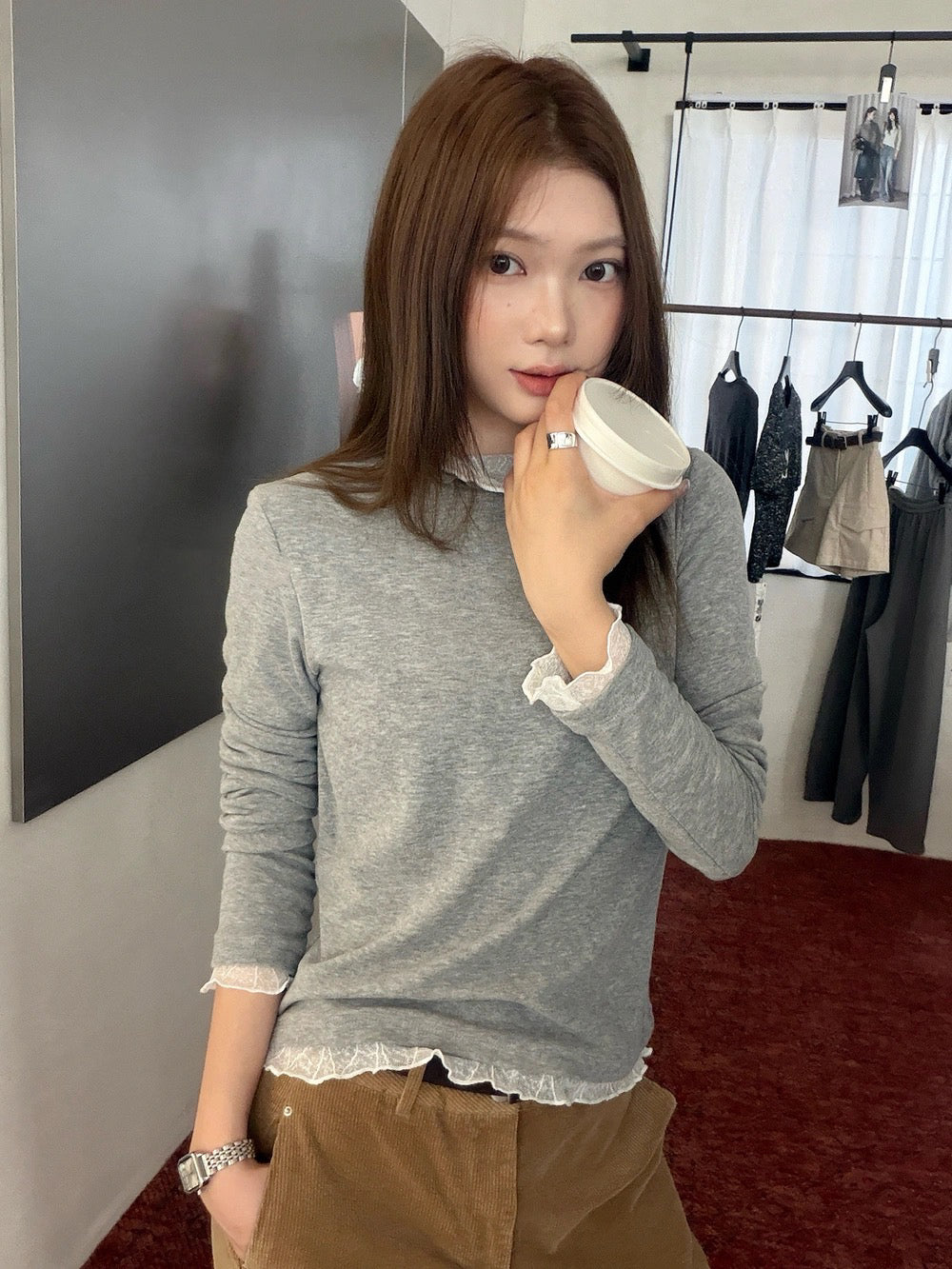B198 / 半高領拼接lace打底TEE