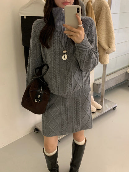 // 麻花半拉鍊立領毛衣+短裙套裝