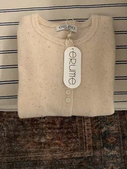 // 設計感特別鈕扣設計100%wool靚色CD