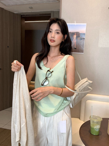 // 天絲麻U領半鈕扣夏天必入背心