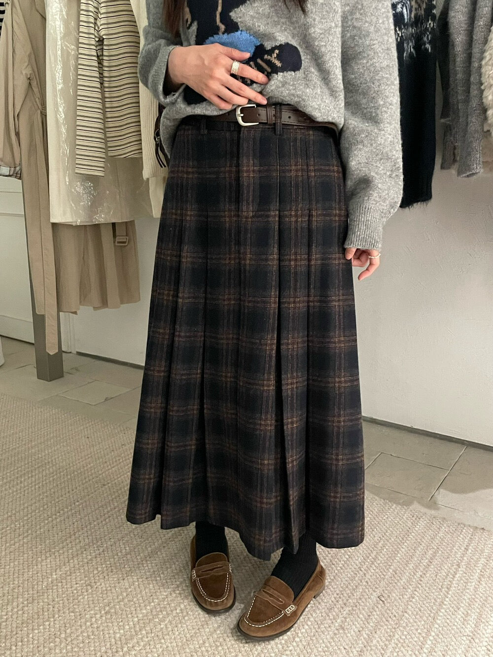 // 30%wool格紋壓褶毛呢中長裙(連腰帶)