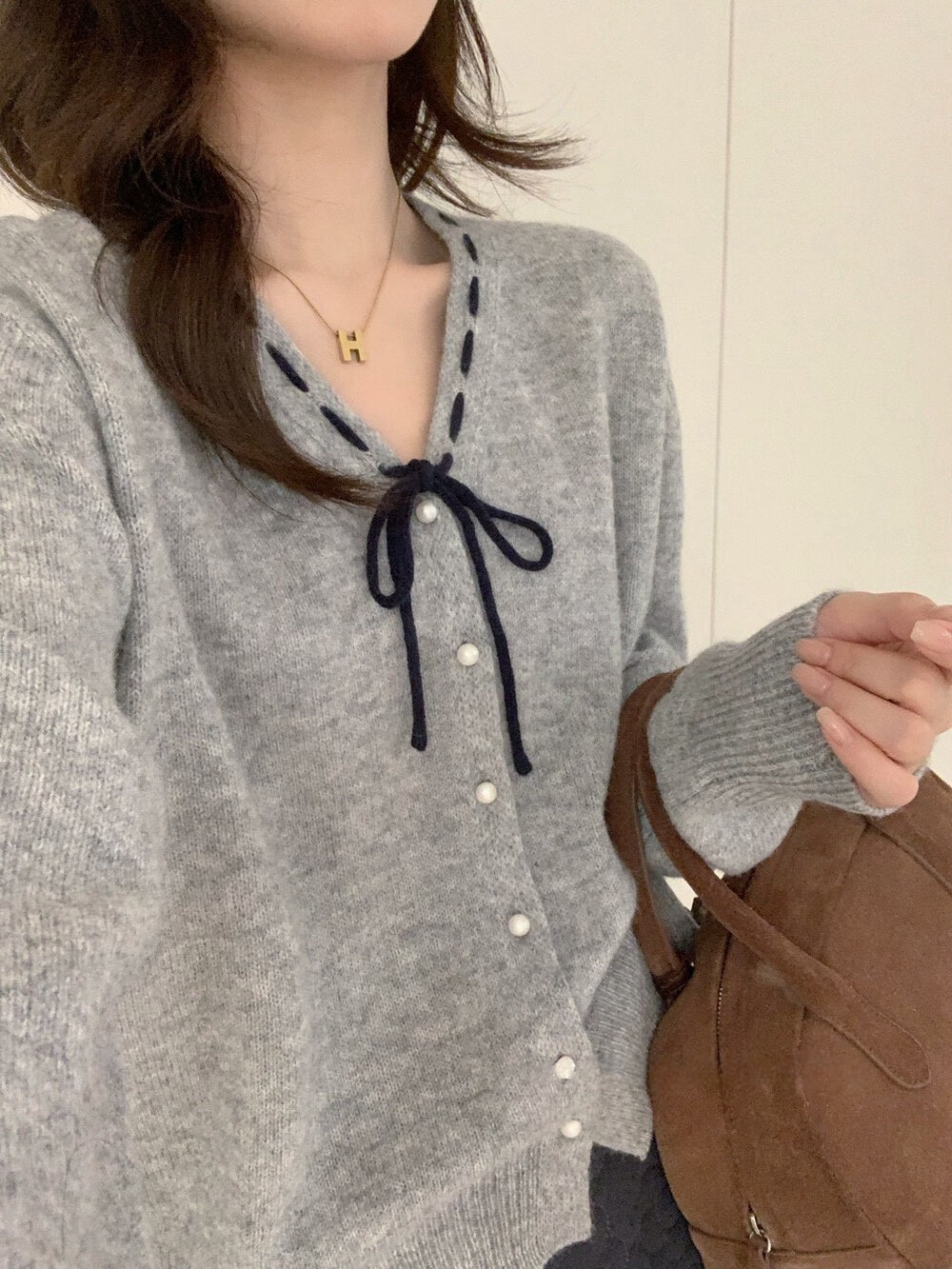 // 100%羊毛縫線蝴蝶結領口開胸NT