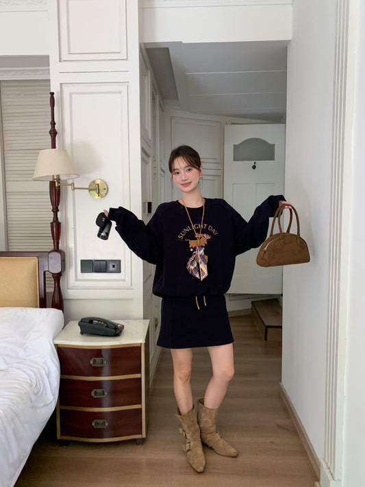 // 可愛小狗刺繡衛衣+短裙套裝(連掛飾)