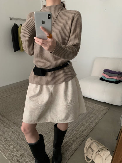 // 100%羊毛軟糯親膚半領坑紋NT