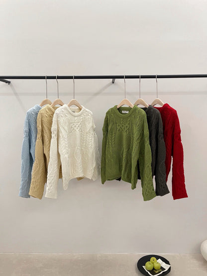 // 超美麻花織紋圓領套頭毛衣