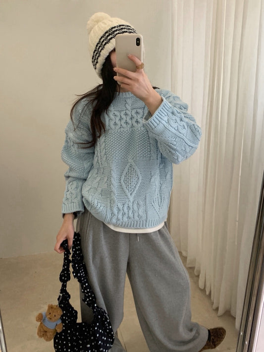 // 超美麻花織紋圓領套頭毛衣