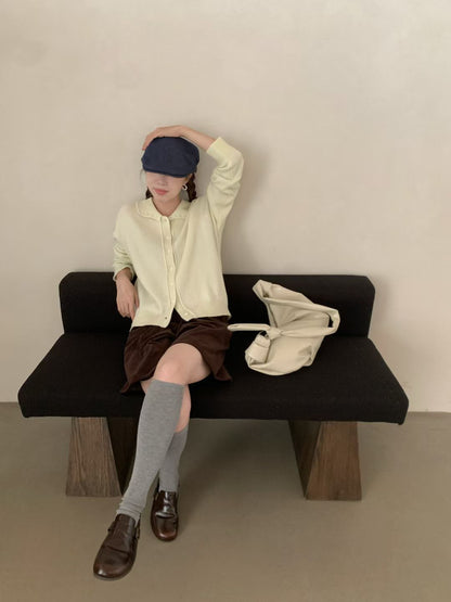 // 全羊毛精緻鈎花圓翻領NT