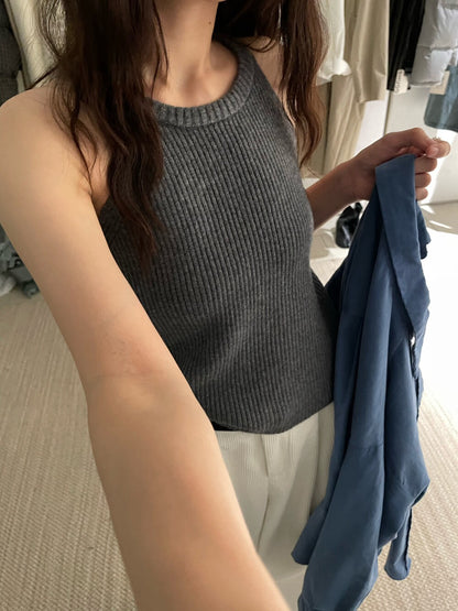 // 顯瘦掛頸入膊針織背心