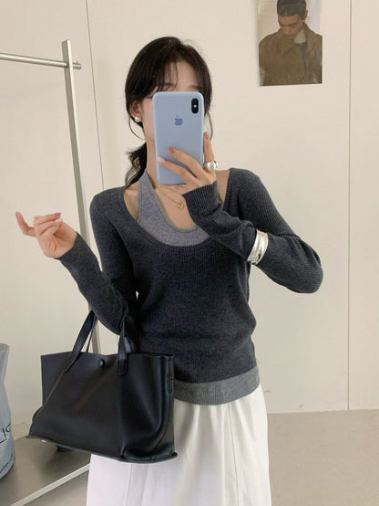 // 小性感大U領假兩件掛頸針織