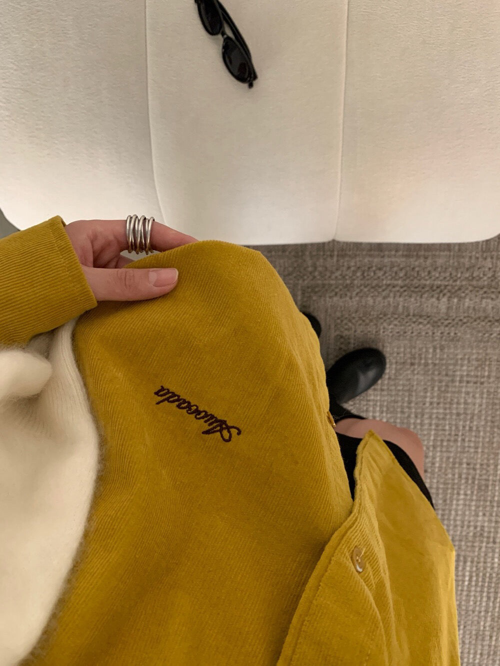 // 高質刺繡字燈芯絨SH