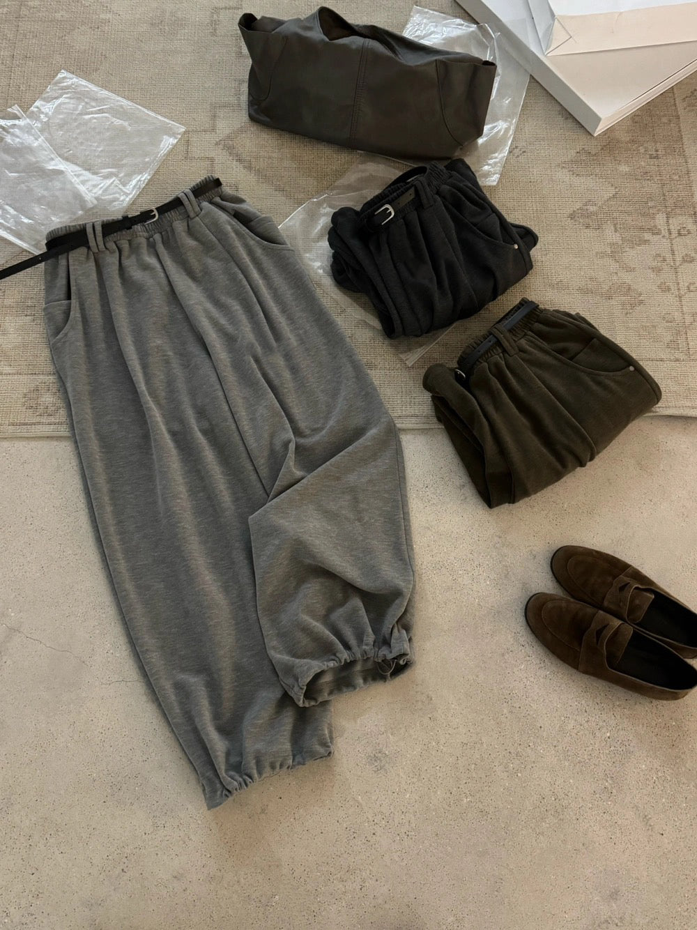 P40 / 超舒服柔軟壓褶束腳休閒糯米褲(連腰帶)
