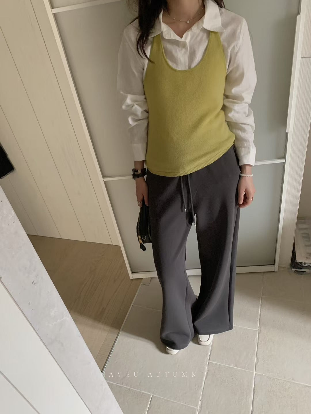 // 超顯細長腿大彈性紙片人褲