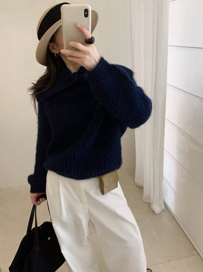 // 8%wool溫柔一字領鈕扣大翻領毛衣