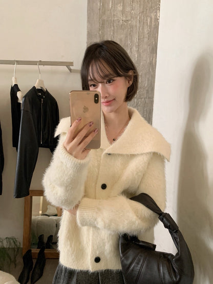 // 毛茸感大翻領貂絨鈕扣外套